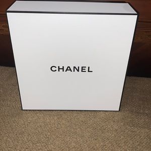 Chanel Box